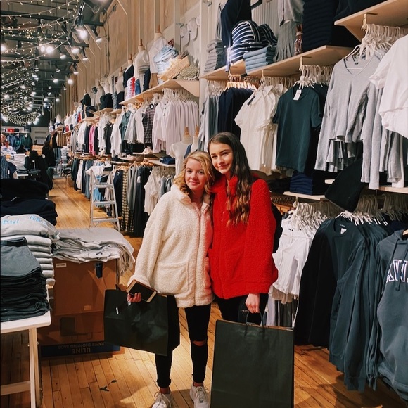 Meet your Posher, Vittoria - Picture 3 of 3